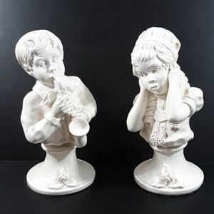 ⬇️$35 Vintage 1971 plaster bookends